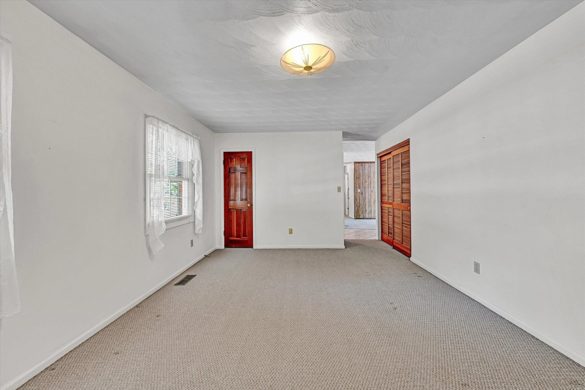 4940 North Lake DR - Photo 9