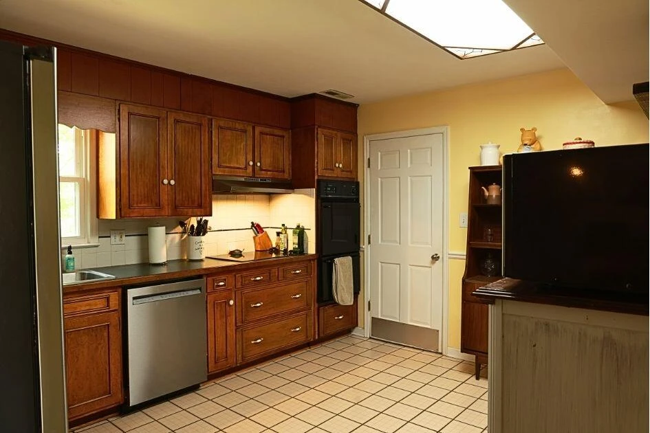 3368 Dawn CIR - Photo 6