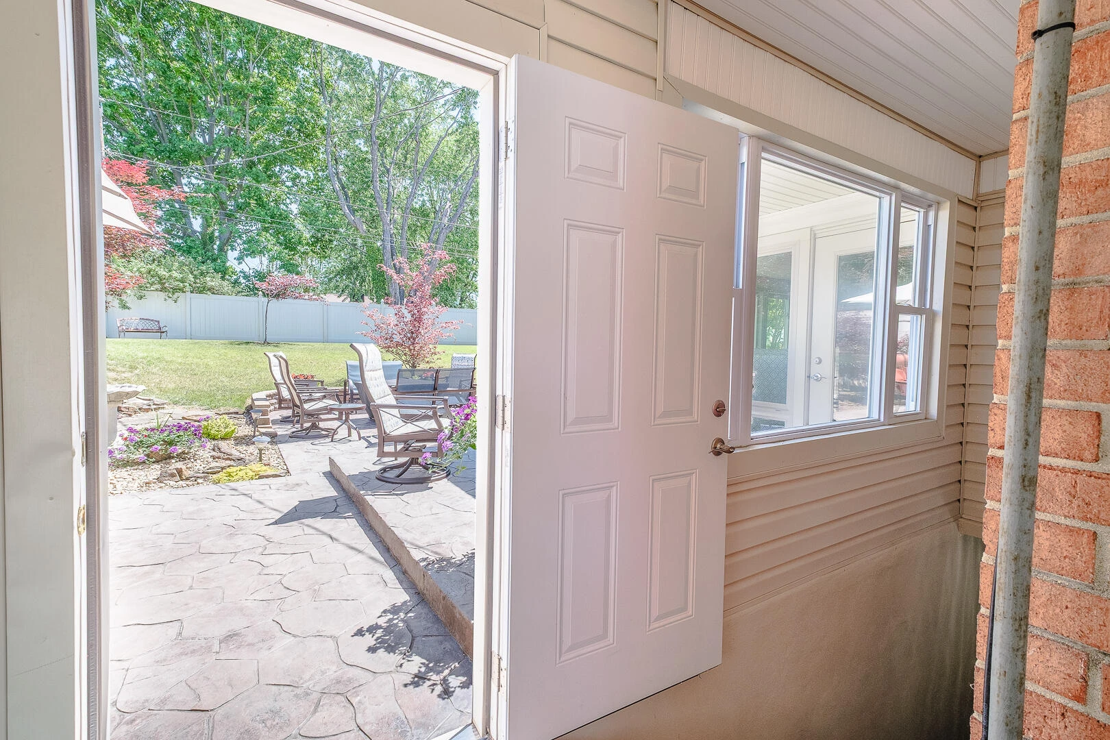 5571 Capito ST - Photo 8