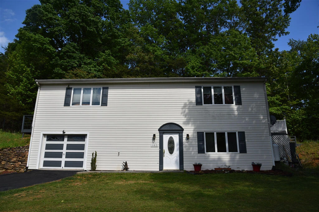102 Keswick Farm RD - Photo 2