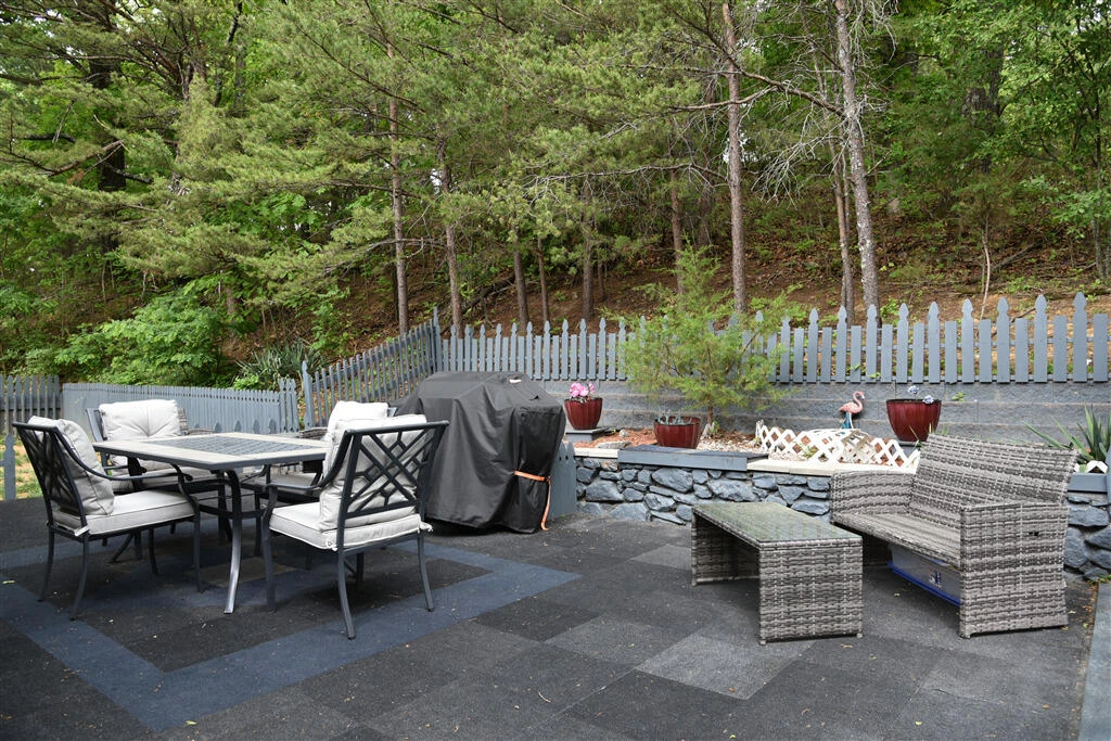102 Keswick Farm RD - Photo 4