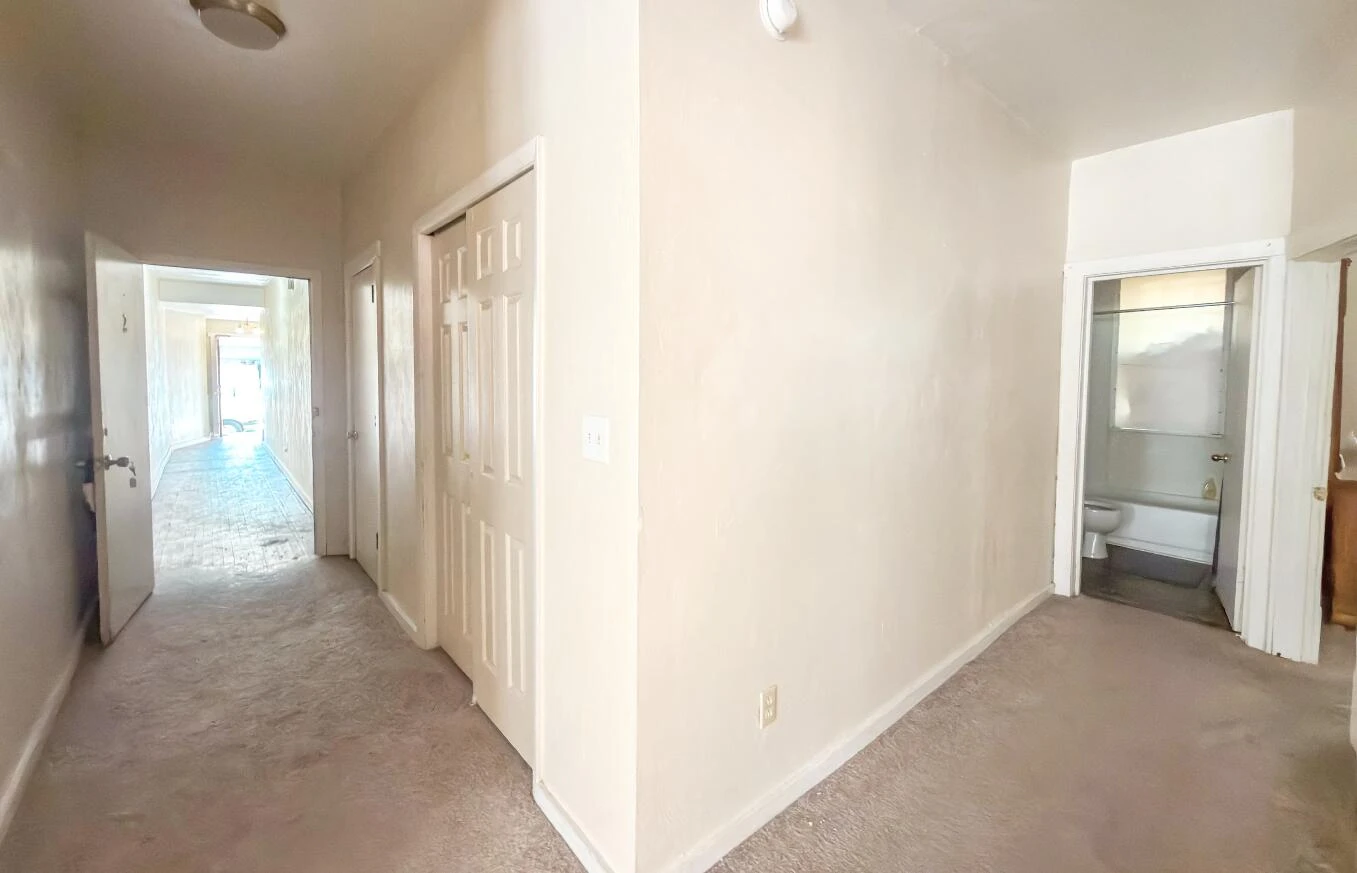 501 Mountain AVE - Photo 5