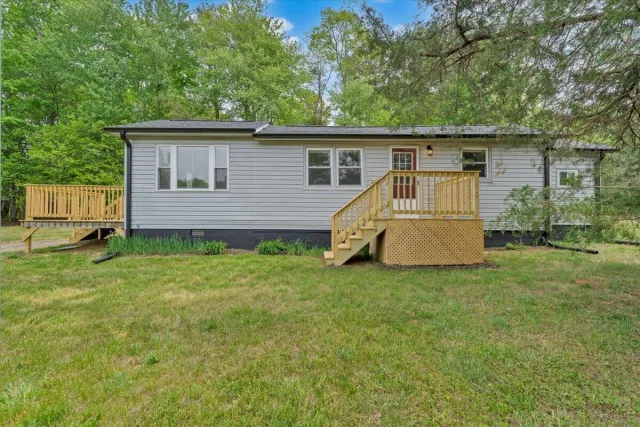 24 Robin Ridge RD