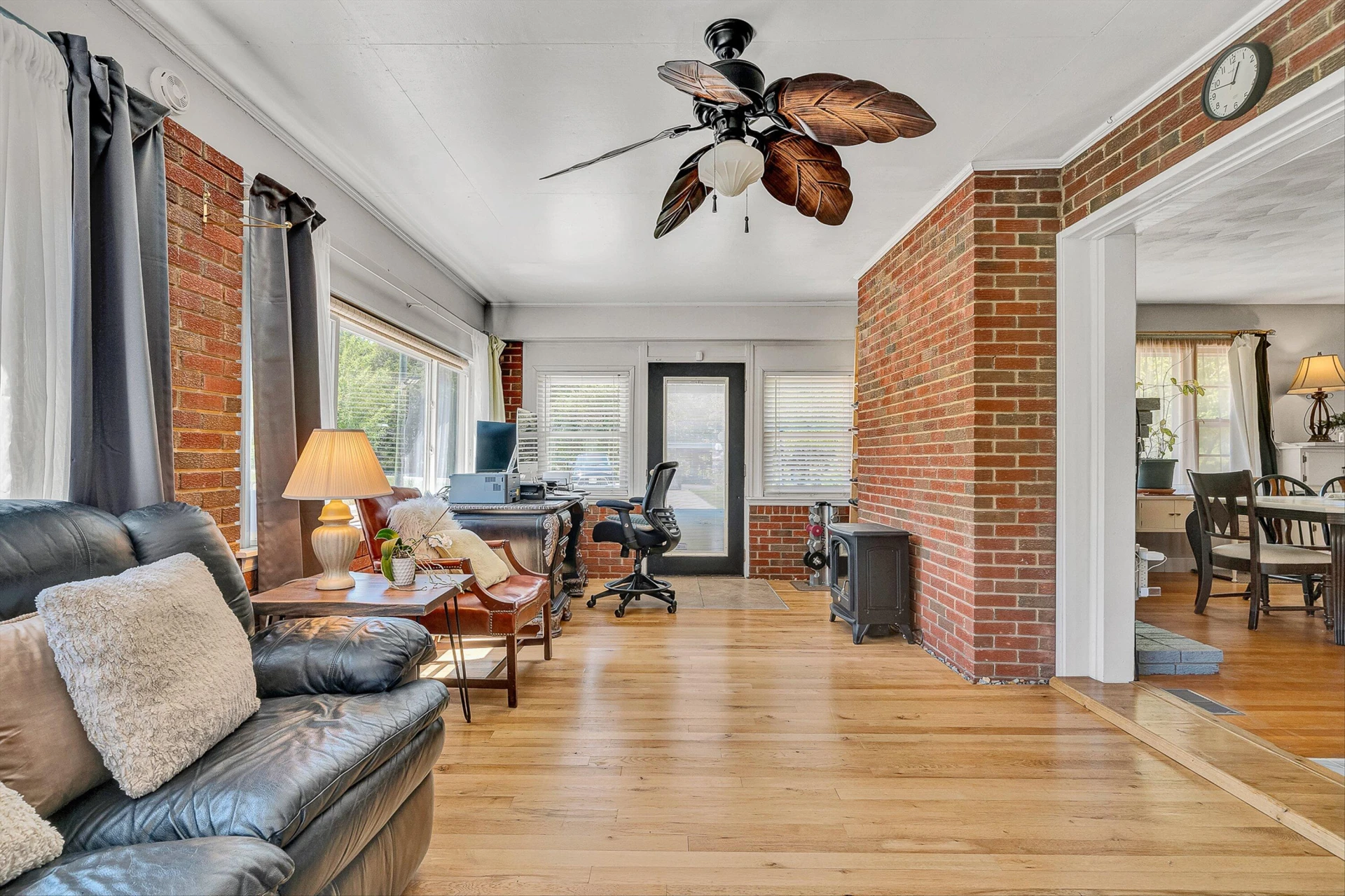 4758 Bandy RD - Photo 18