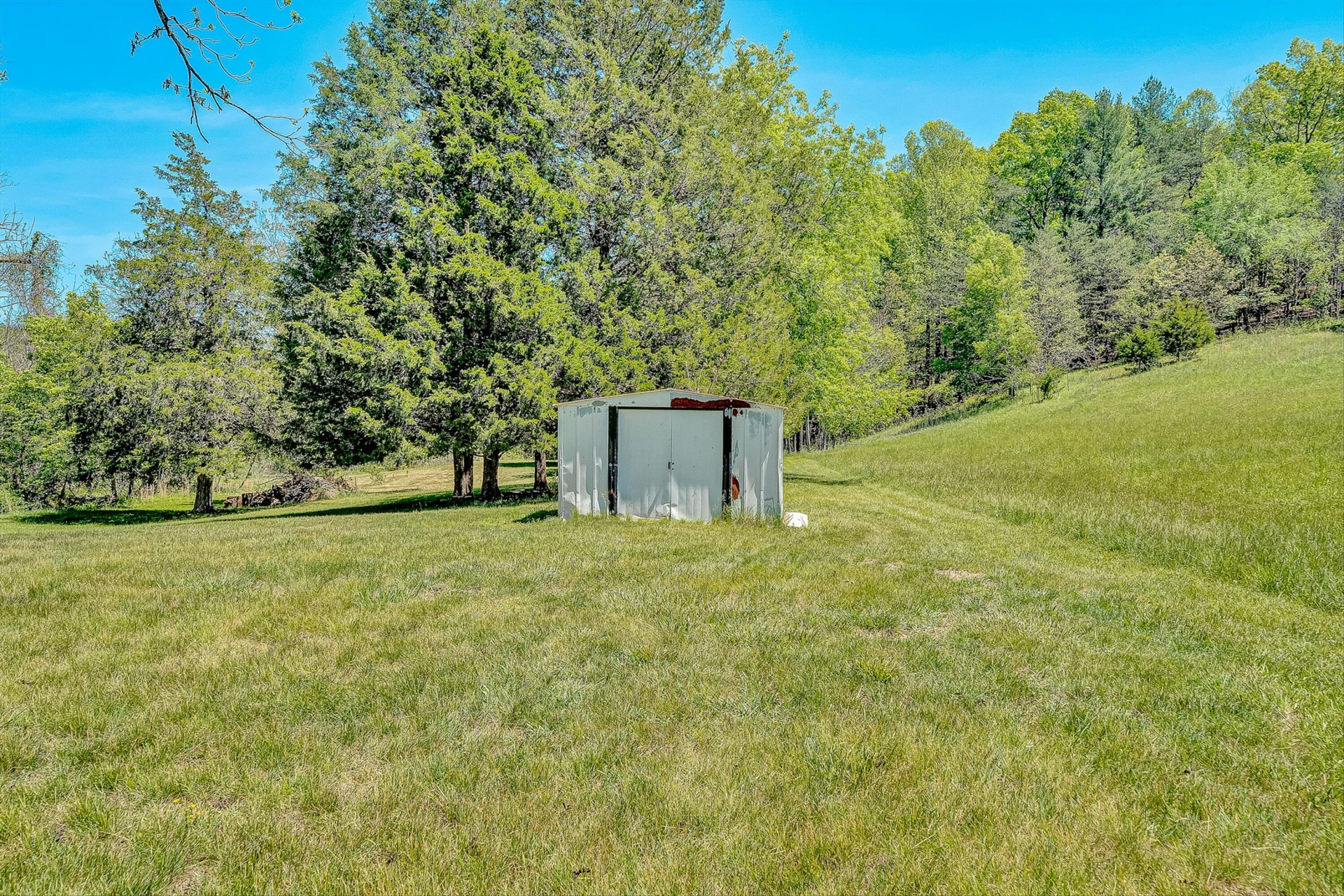 4758 Bandy RD - Photo 45