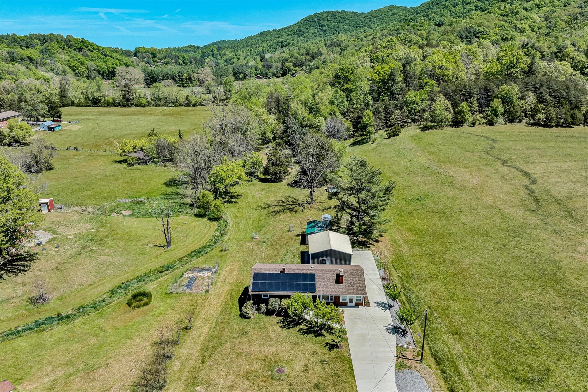 4758 Bandy RD - Photo 49