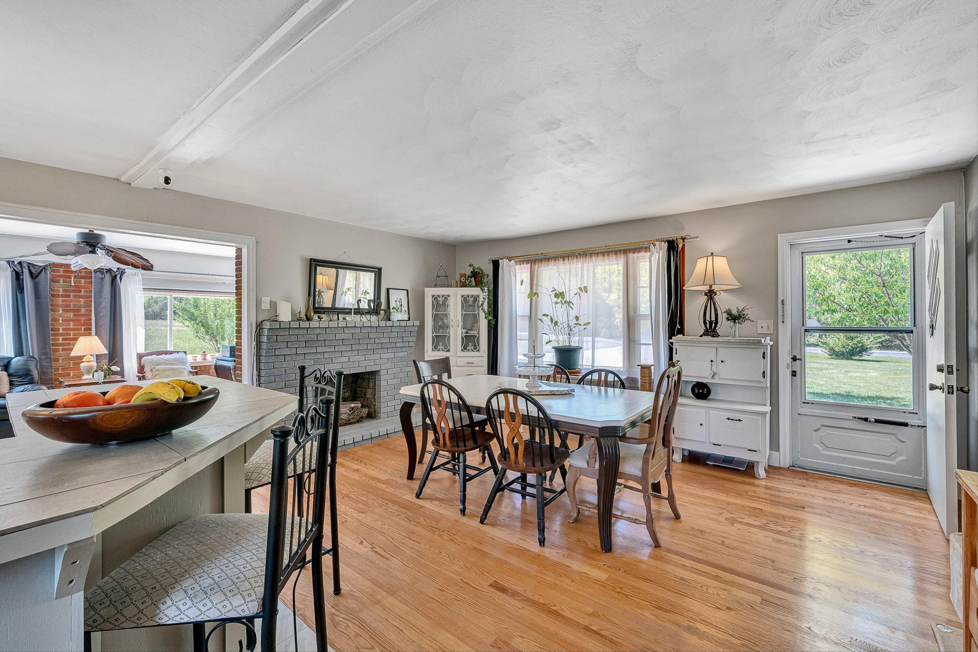 4758 Bandy RD - Photo 7