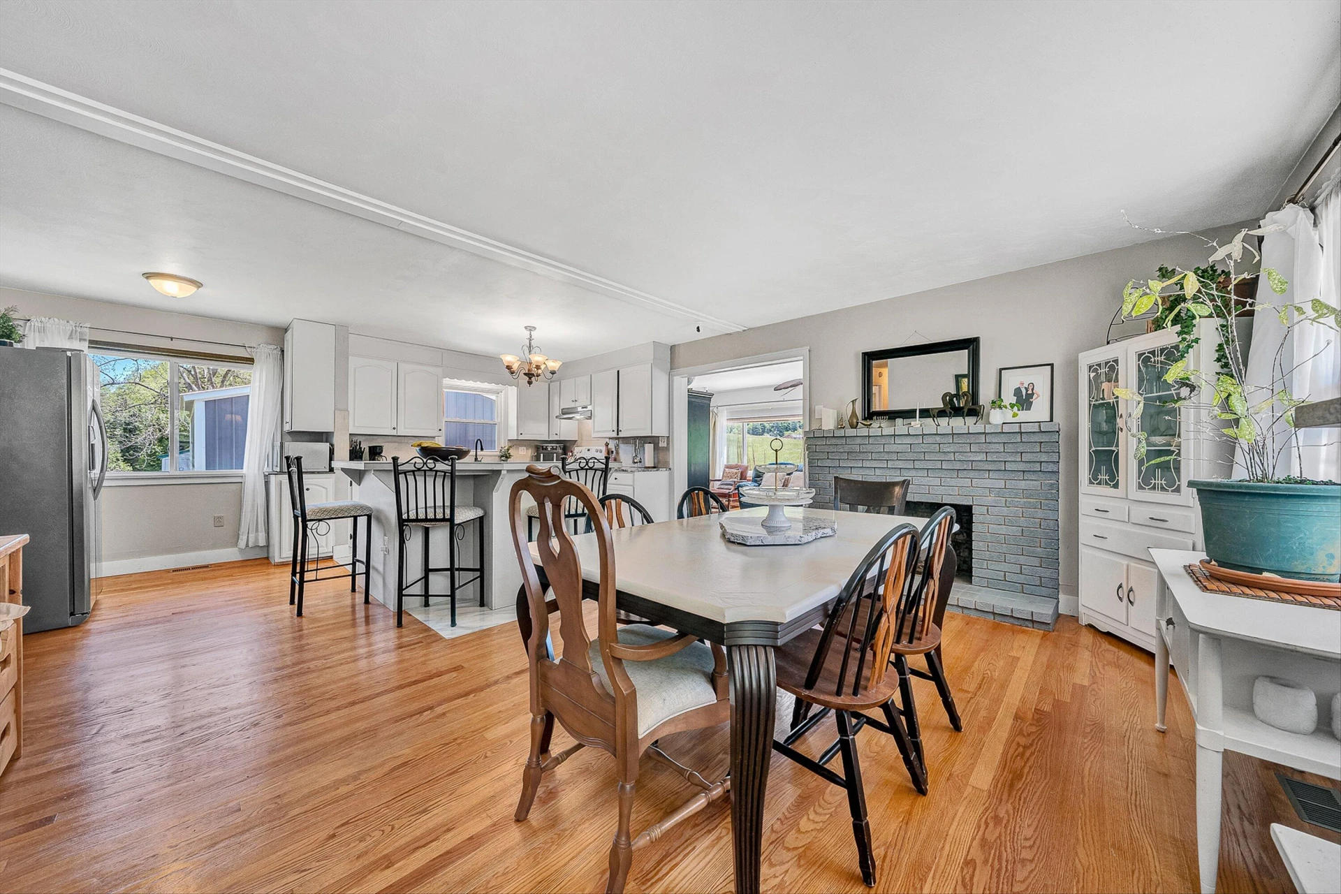 4758 Bandy RD - Photo 9