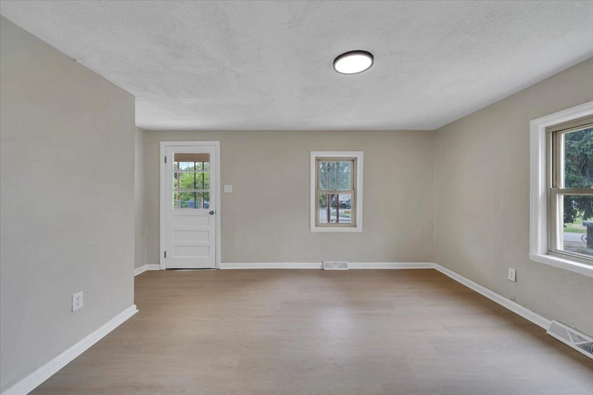 4532 Tacoma ST - Photo 12