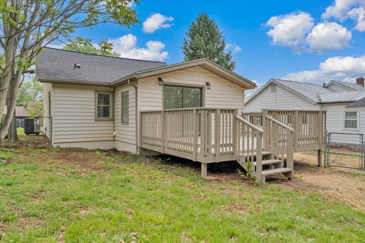 4532 Tacoma ST - Photo 33