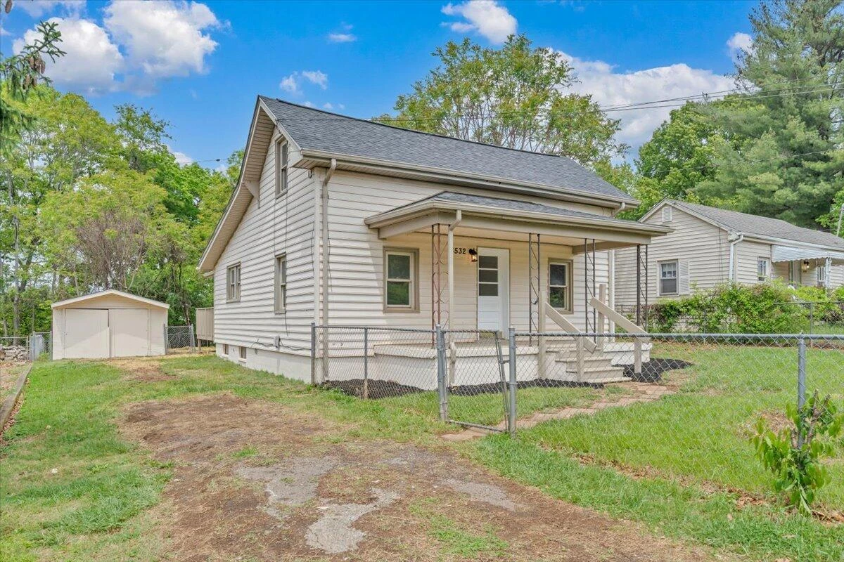 4532 Tacoma ST - Photo 4