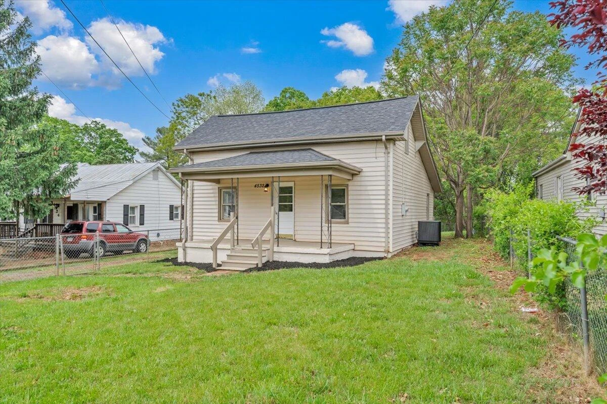 4532 Tacoma ST - Photo 5