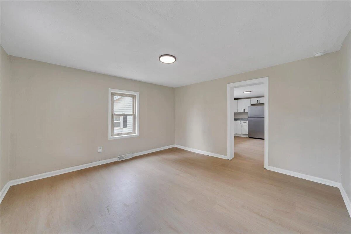 4532 Tacoma ST - Photo 9