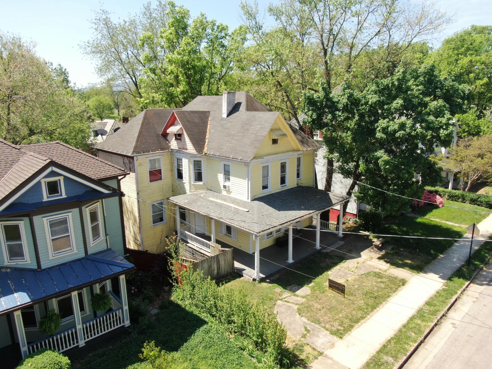 518 Highland AVE - Photo 4