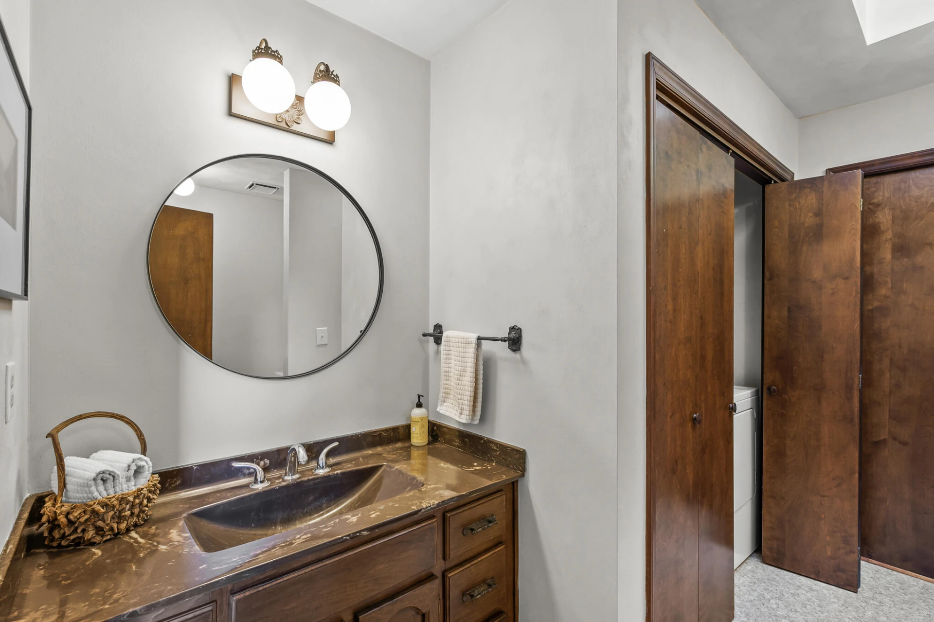 204 Beaver Dam CT - Photo 16