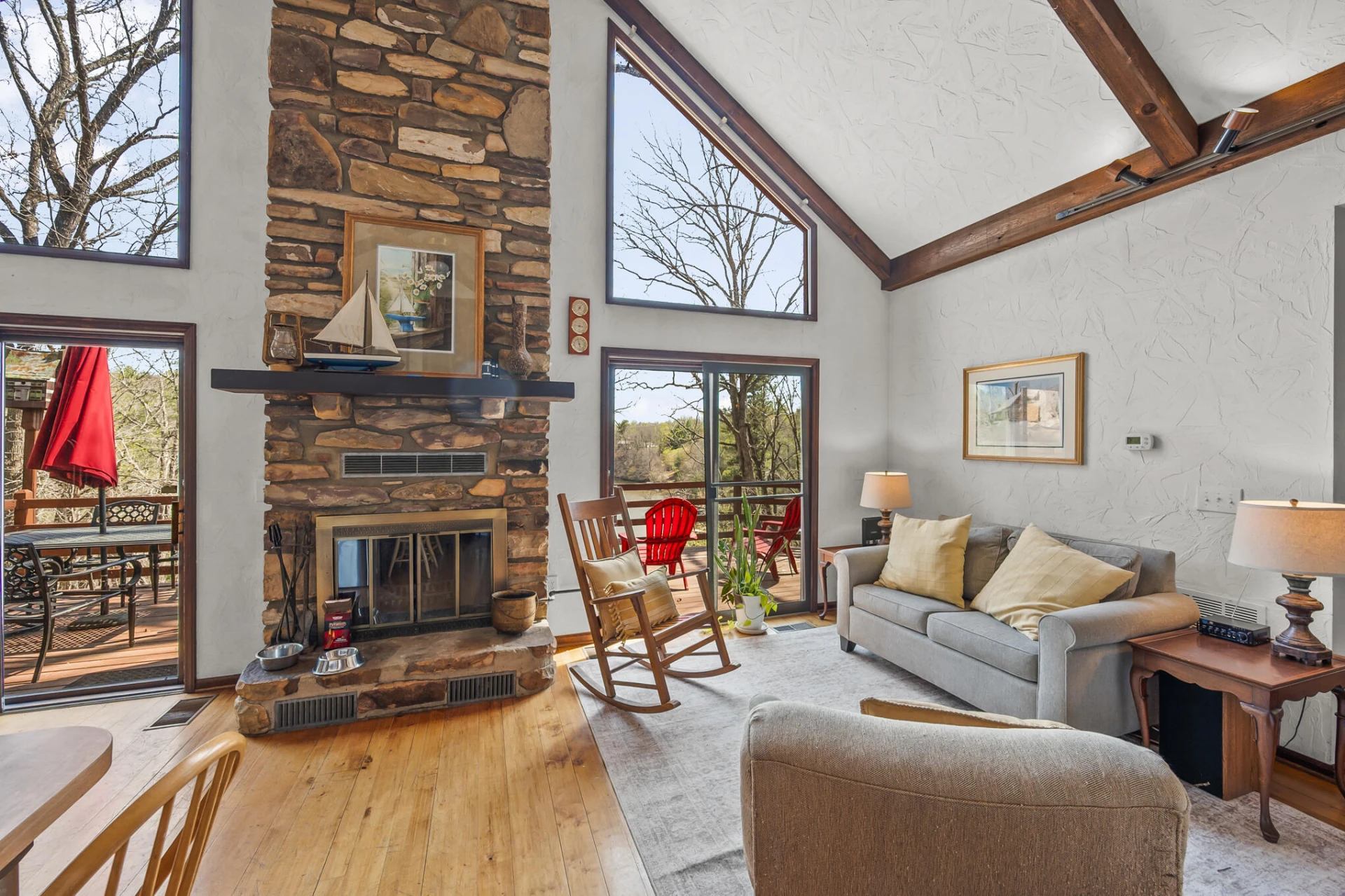 204 Beaver Dam CT - Photo 2