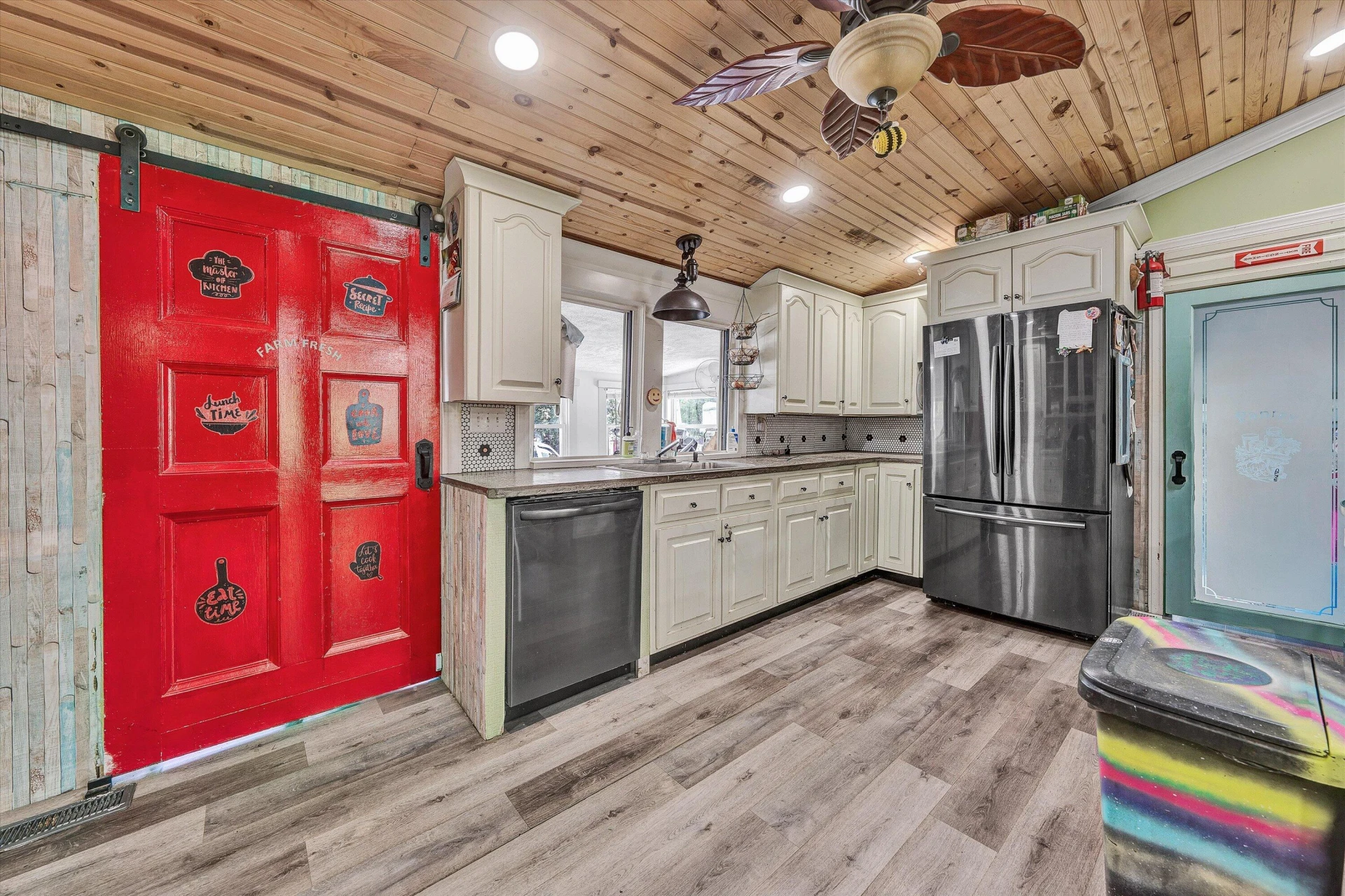 3913 Saul LN - Photo 15