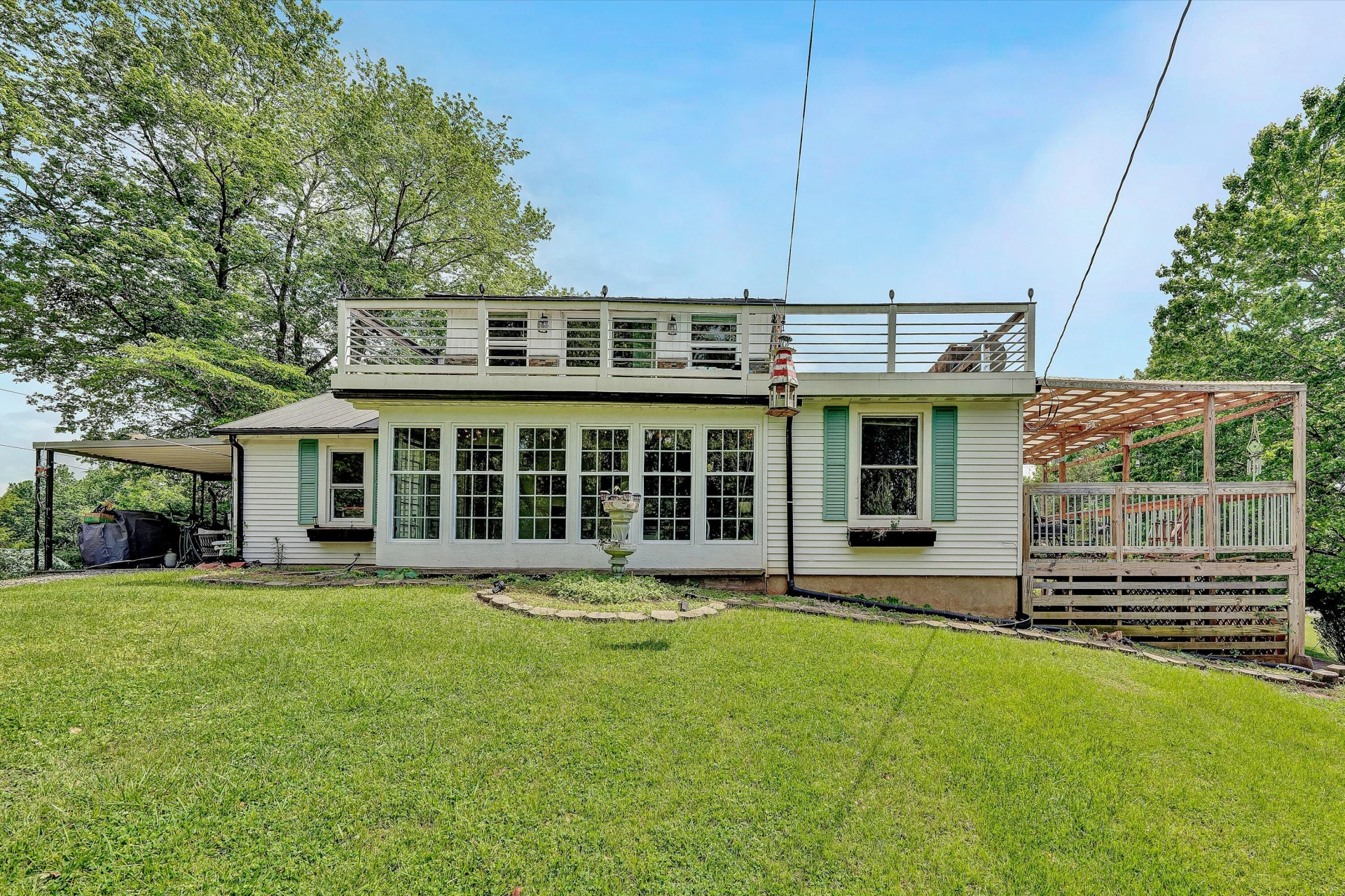 3913 Saul LN - Photo 2