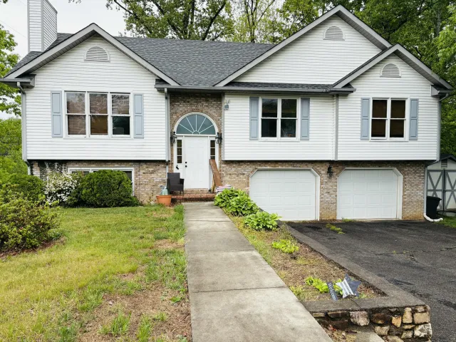 306 Fox Fire, Cloverdale, VA, 24077