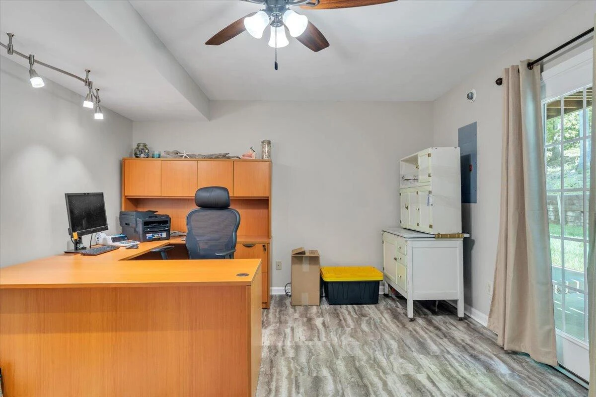 4732 Wembley PL - Photo 32