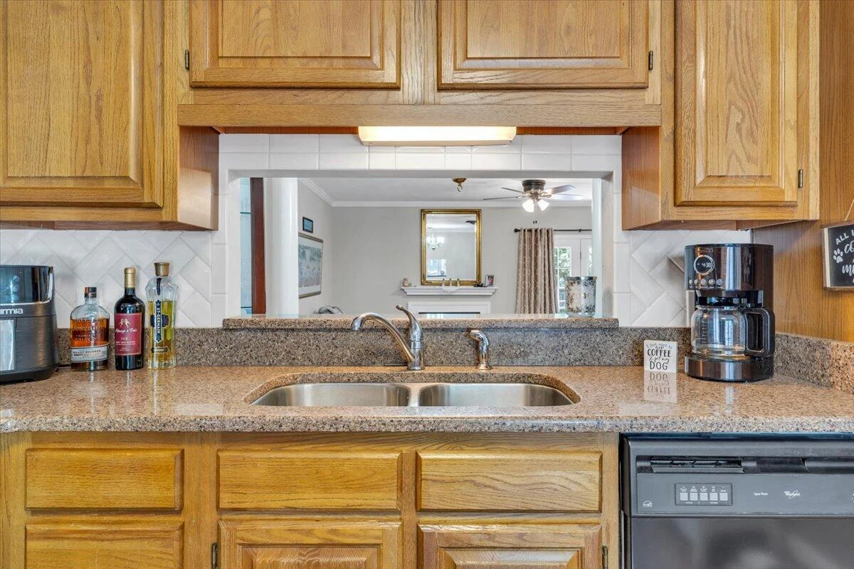 4732 Wembley PL - Photo 8