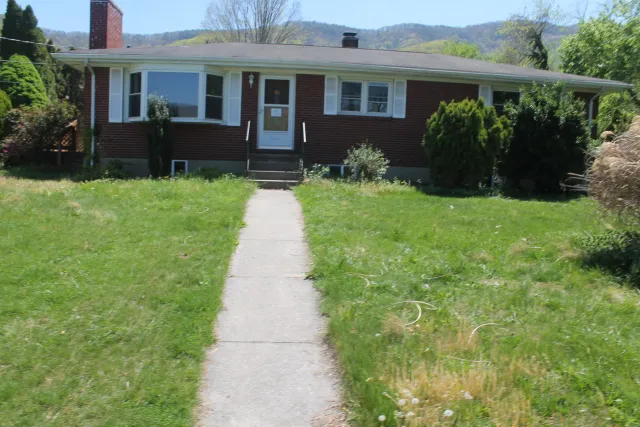 1305 Donovan ST, Selma, VA