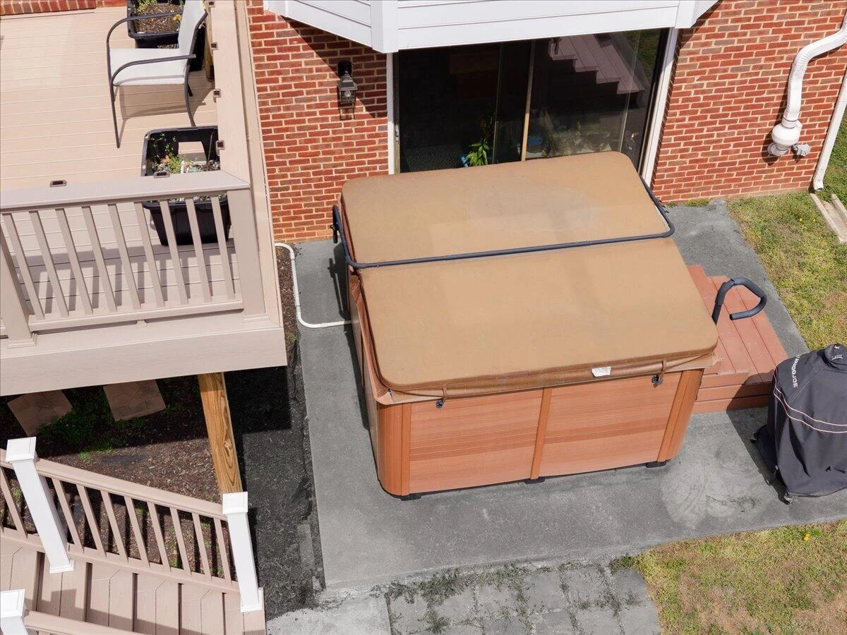 716 Debra LN - Photo 34