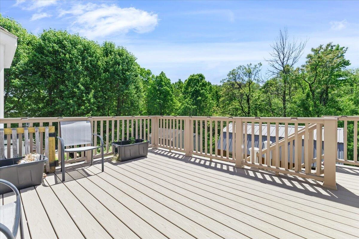 716 Debra LN - Photo 39