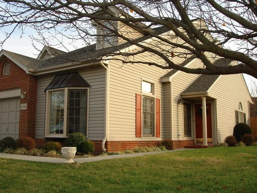 4730 Barclay