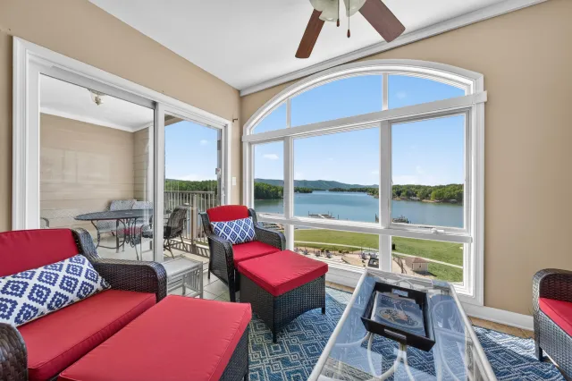 1217 Graves Harbor TRL, Huddleston, VA, 24104