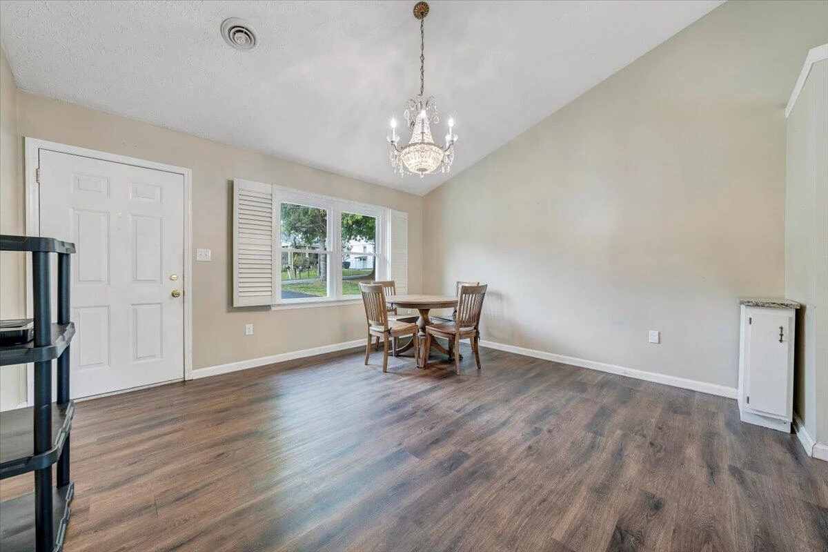 1333 Thomason RD - Photo 16
