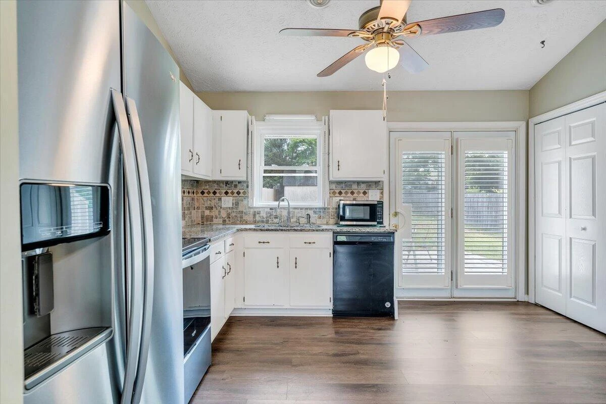1333 Thomason RD - Photo 22