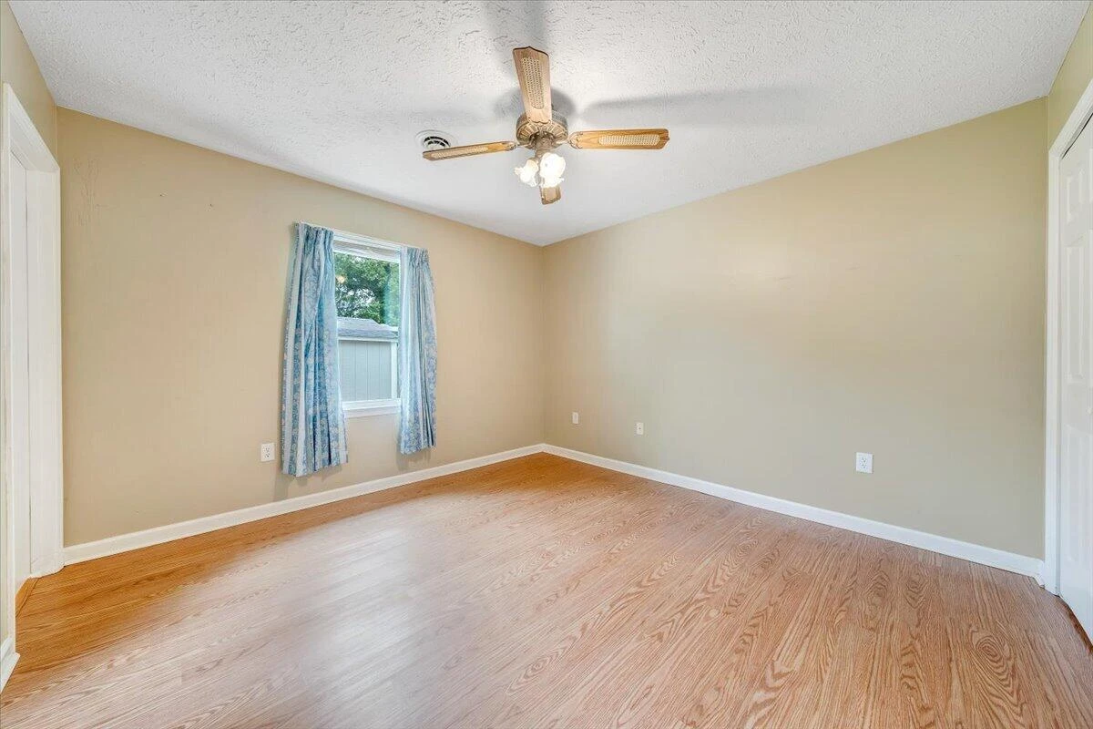 1333 Thomason RD - Photo 27