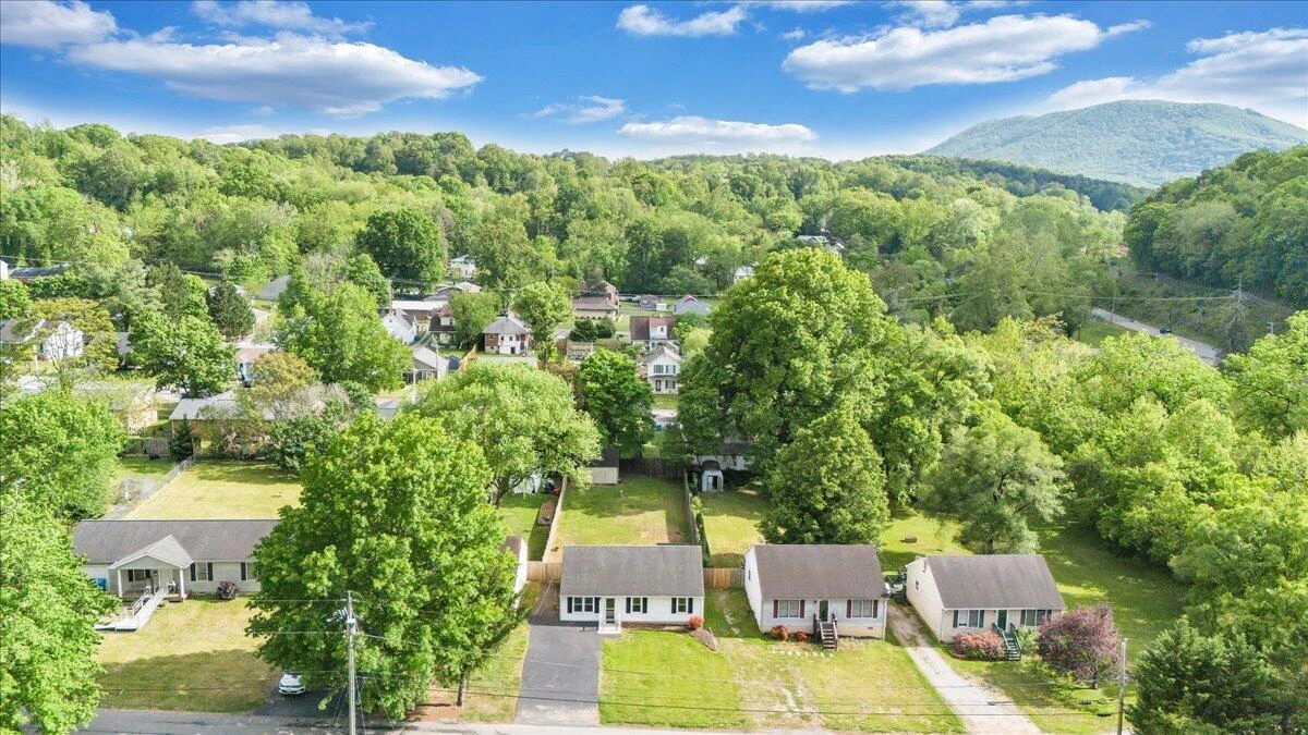 1333 Thomason RD - Photo 57