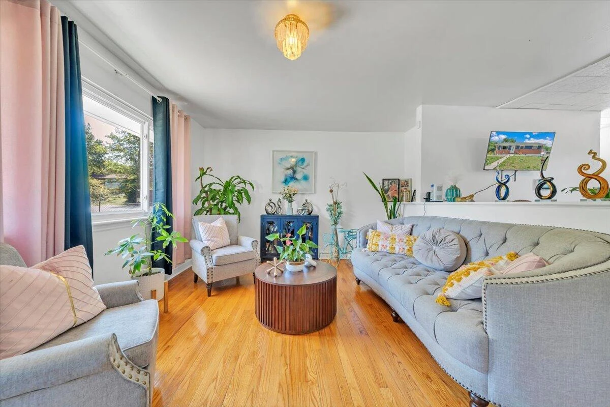 3922 Lilac AVE NW - Photo 4