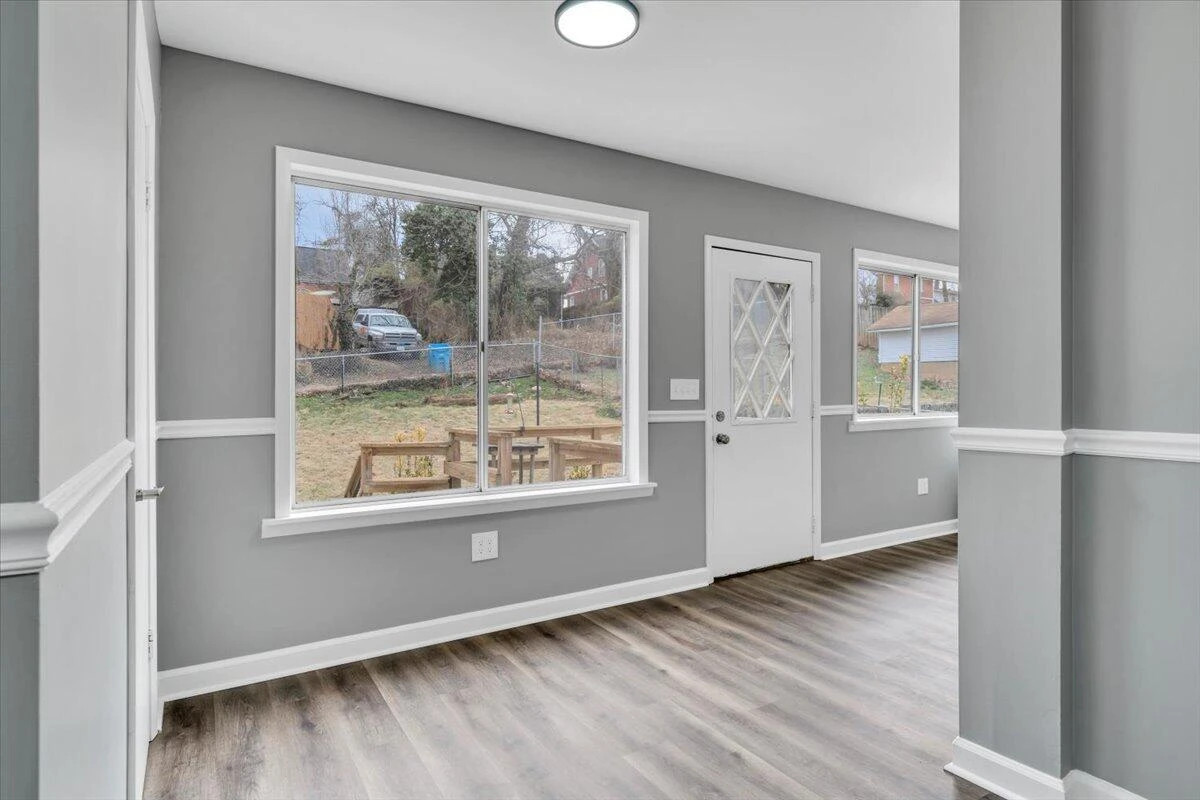 1226 Kerns AVE - Photo 22