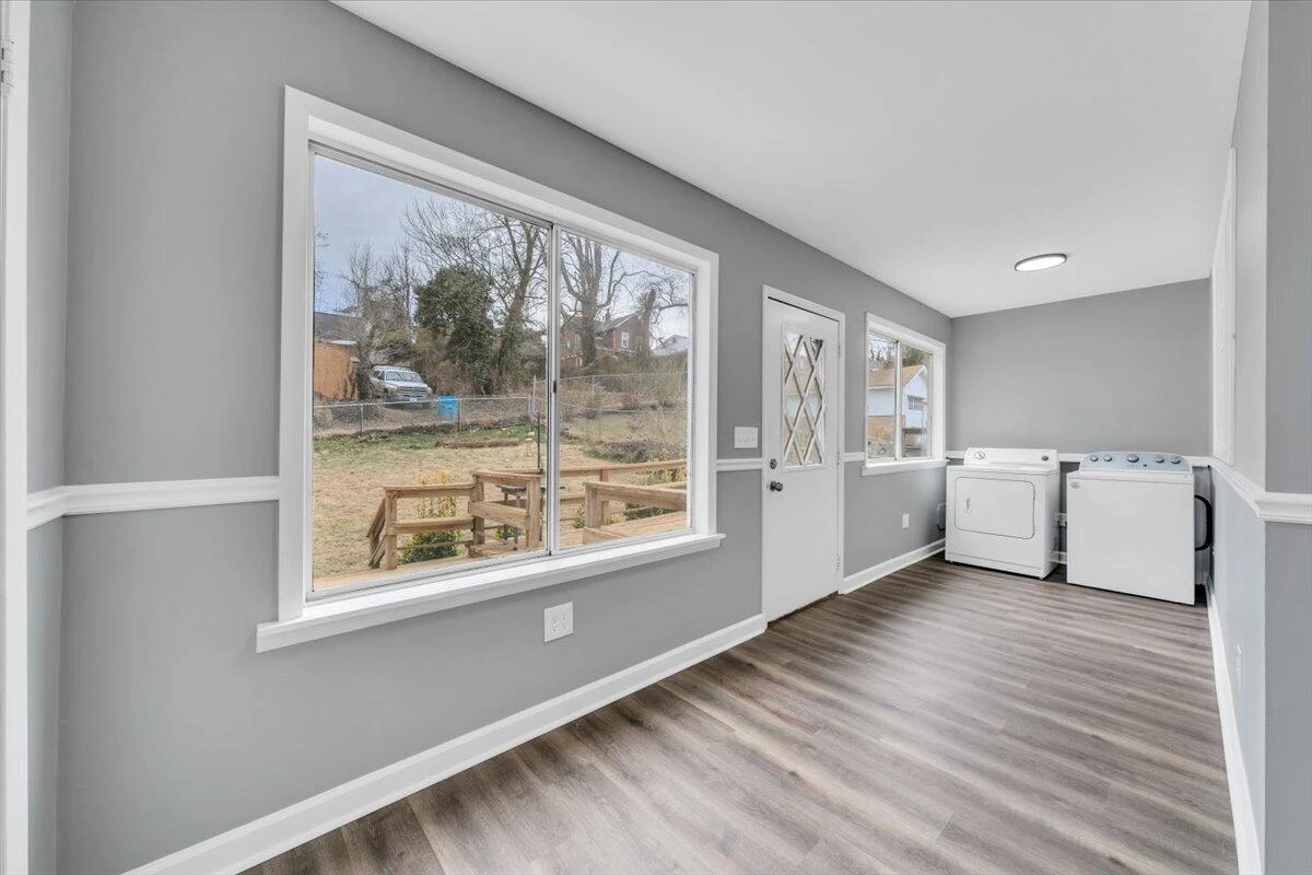 1226 Kerns AVE - Photo 23