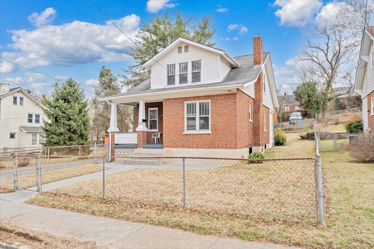 1226 Kerns AVE - Photo 10
