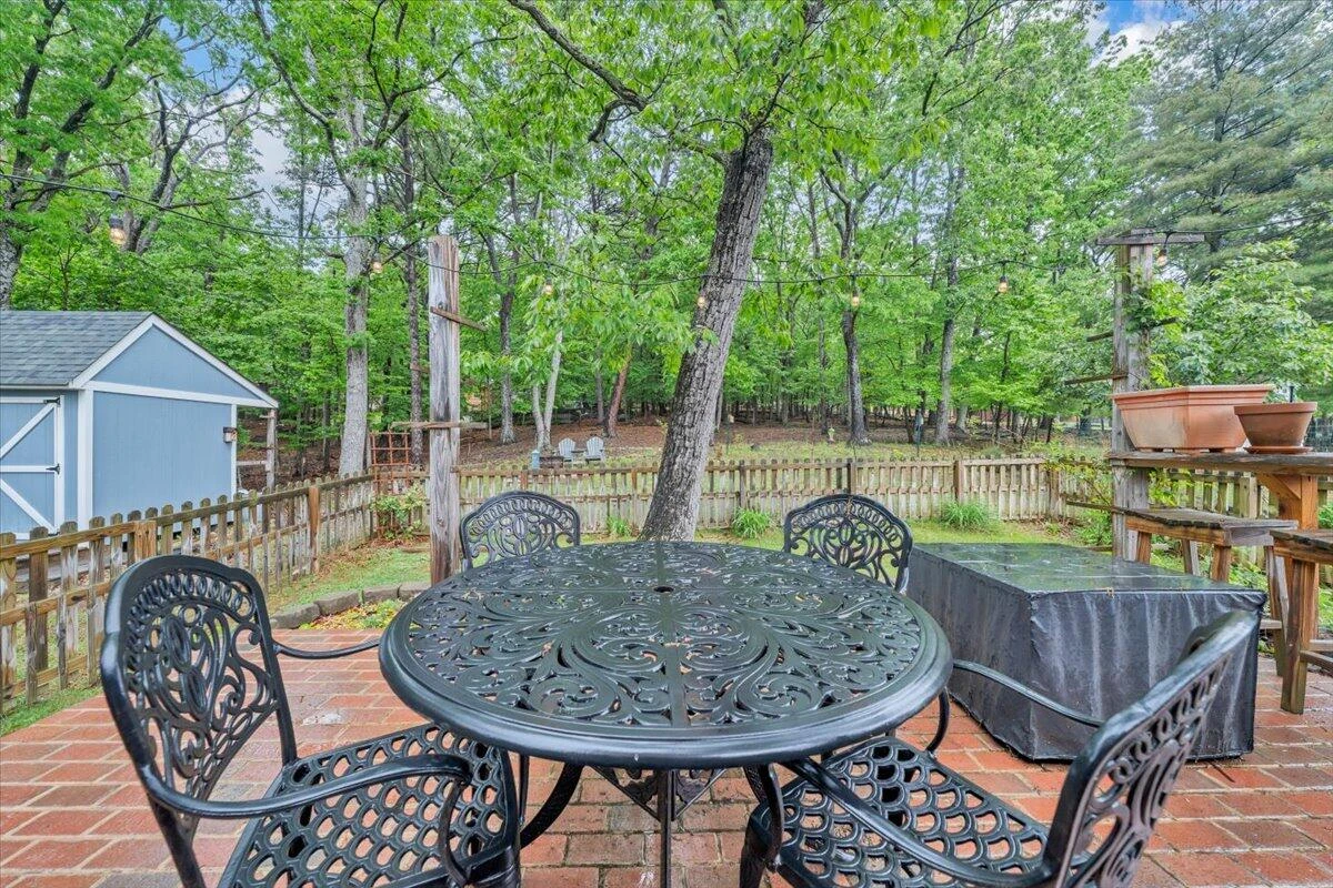 2030 Surrey LN - Photo 71