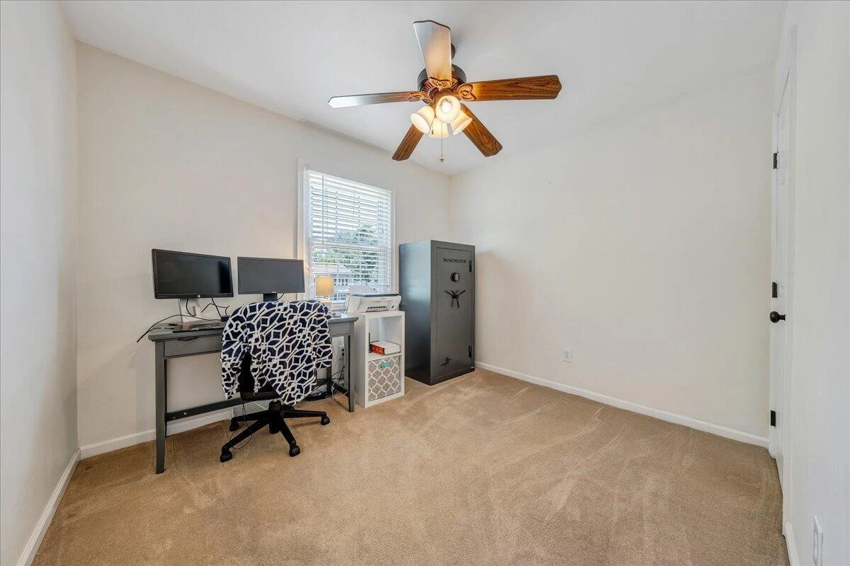 6339 Greenway DR - Photo 17