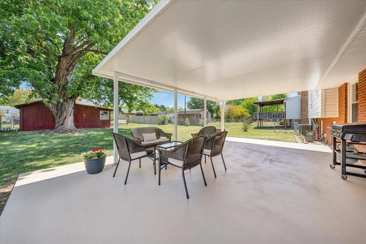 6339 Greenway DR - Photo 23