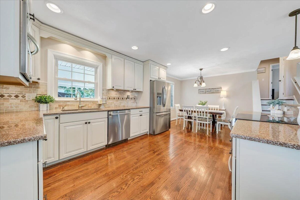 6339 Greenway DR - Photo 12