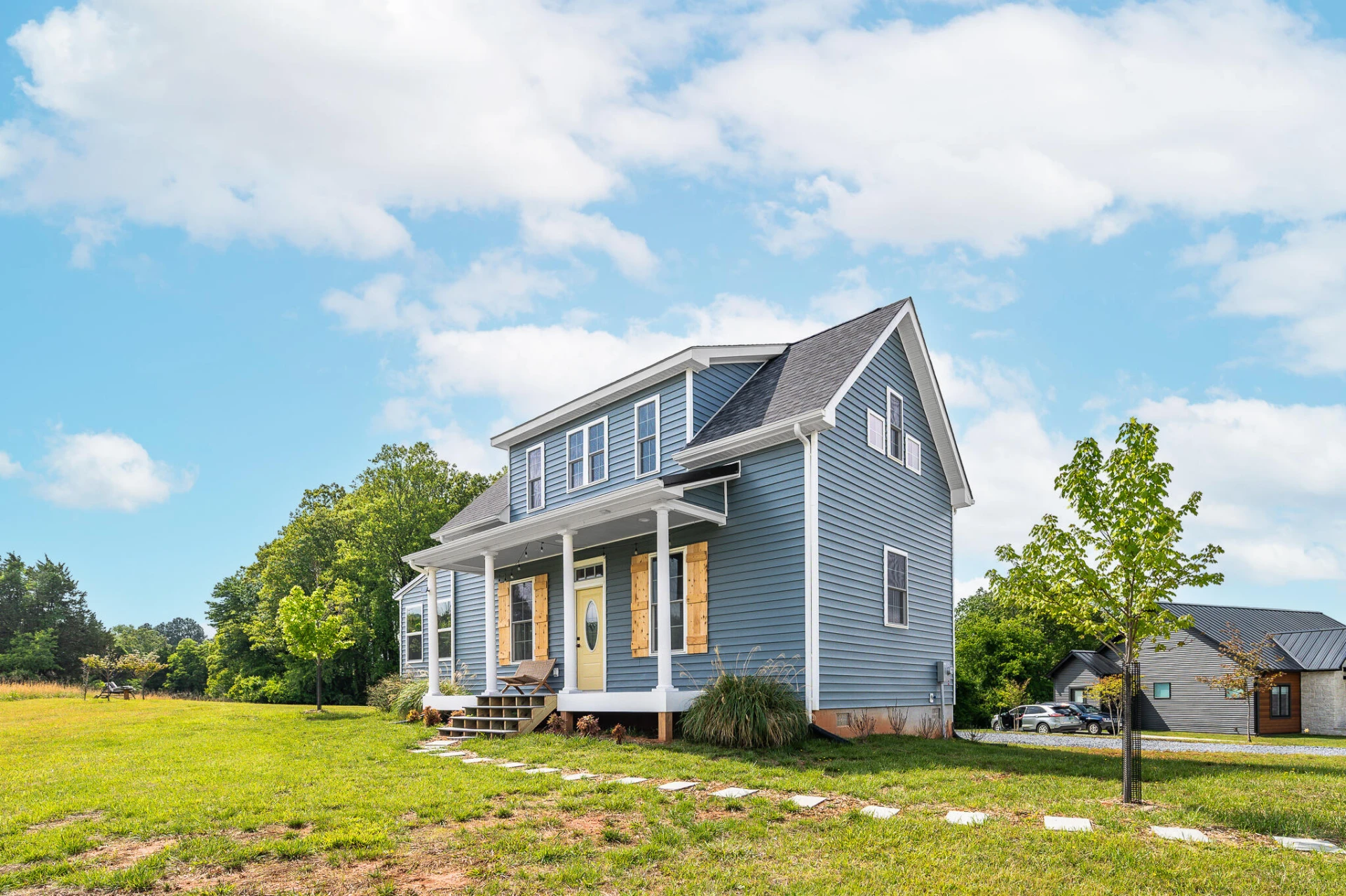 1589 Clearview RD - Photo 2