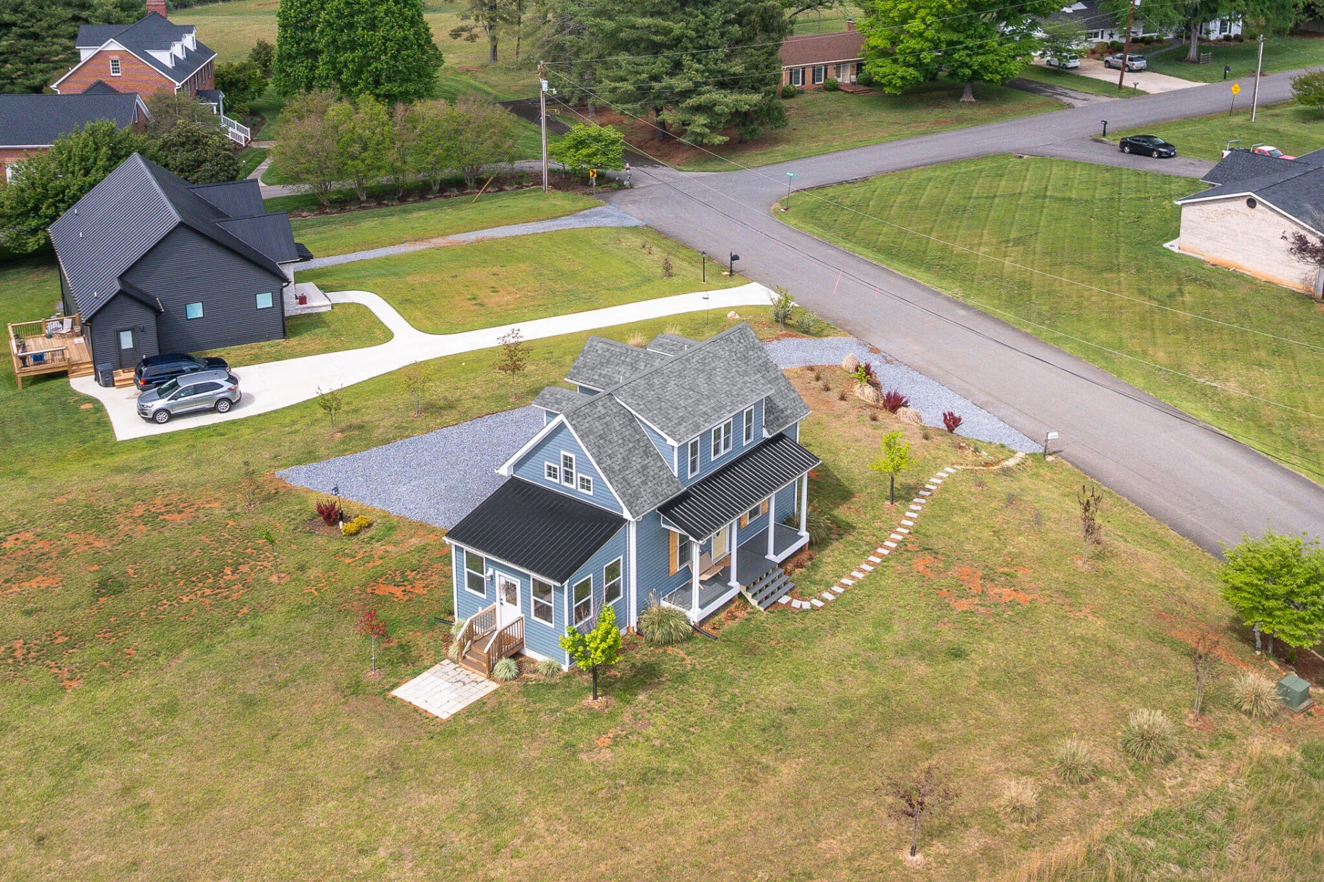 1589 Clearview RD - Photo 6