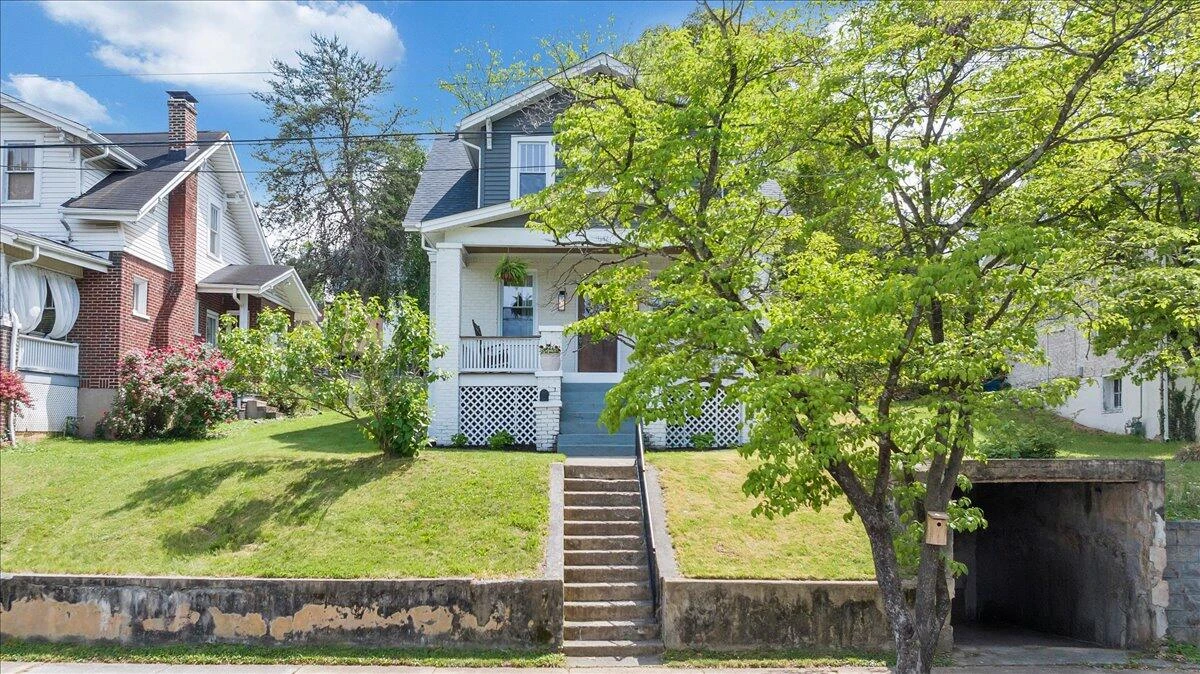 1142 Winona AVE - Photo 53