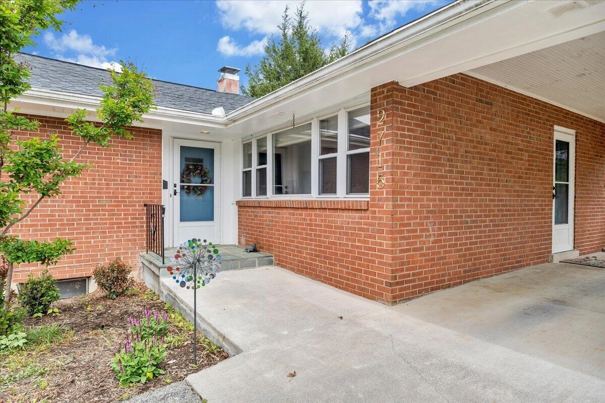 2716 Deerfield RD - Photo 24