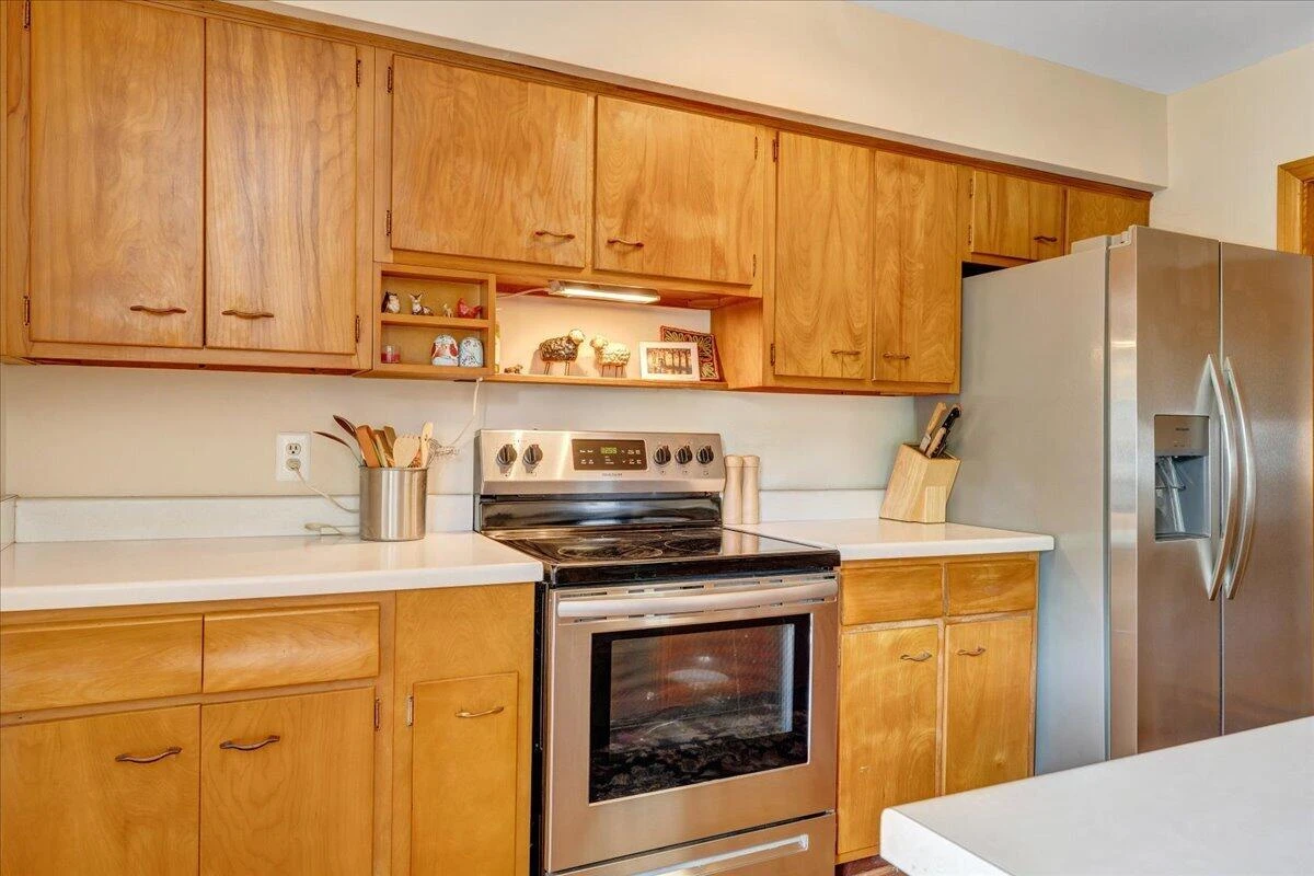 2716 Deerfield RD - Photo 5