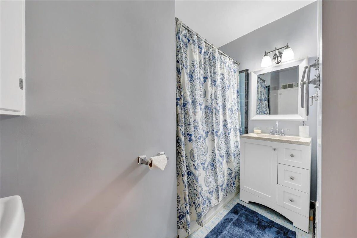2716 Deerfield RD - Photo 9