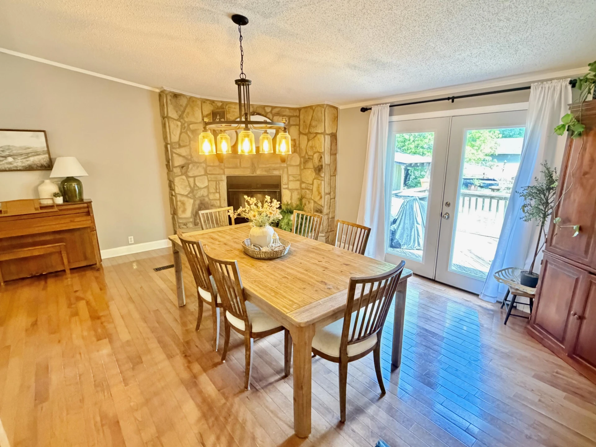 293 Holcombe AVE - Photo 15