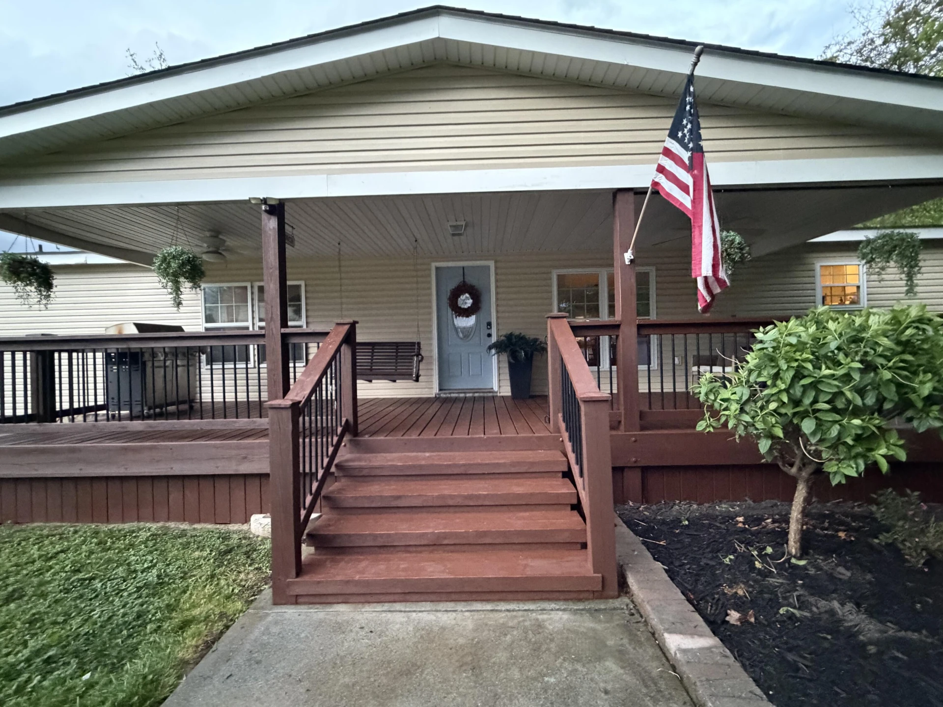 293 Holcombe AVE - Photo 5